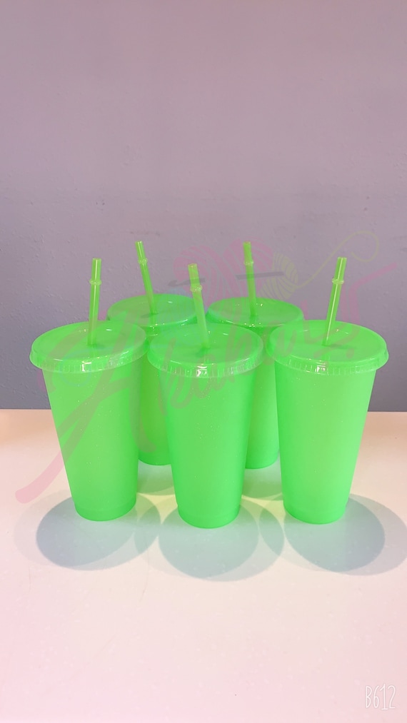 7 Pack Tumblers with Lids 24oz Transparent Plastic Cups with Lids