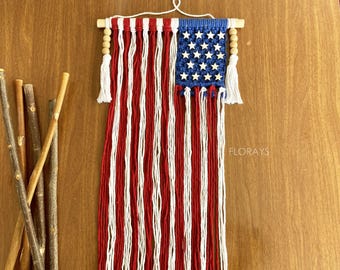 Macrame USA Flag Wall Hanging: Patriotic 4th of July Decor