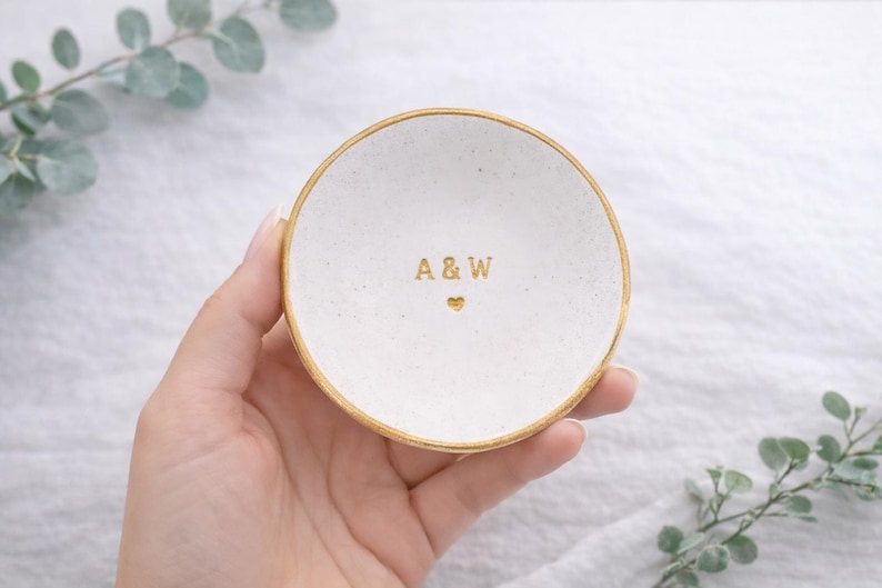 Engagement ring dish / wedding ring dish / personalised custom gift for couple / engagement gift / wedding gift ring holder date initials UK image 2
