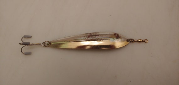 Buy PATENTED Williams Wabler Spoon Older Than Vintage, Circa 1970, 5 1/4  Big Fish Lure Online in India 