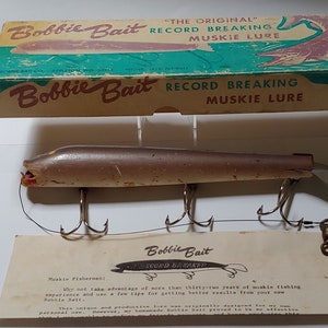 AUTHENTIC WOODEN Bobbie Bait Musky Jerk-bait/box/insert From the 1970s 