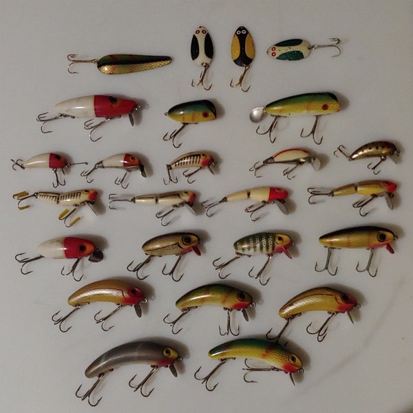 24-PIECE COLLECTION of Wright & McGill Lures from 1950-1960s; No Longer Made
