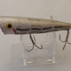 california fishing lure companies Kalin's Worm Walker Spoon Gold Goby / 1/3 oz beach necklace Select Size::TK3-3/0 - 12 pk. grade plastic Versatile Inline Ice Fishing