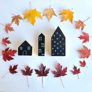 Block Houses, Mini Houses, Wooden Houses, Shelf Decor, Decorative Houses, Chalkboard, Mini Chalkboard, Wood Houses