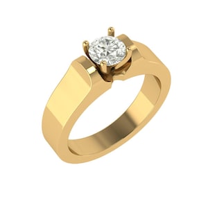 Puede incluir: Un anillo de oro con un diamante redondo y transparente en el centro. El anillo tiene un diseño sencillo y moderno con una banda gruesa y un engaste de cuatro garras. El anillo está sobre un fondo blanco.