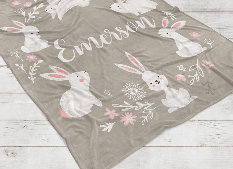Bunny Blanket, Baby Girl Bunny Rabbit Blanket, Personalized Baby Shower Gift, Rabbit Baby Girl Blanket, Monogram Newborn Baby Shower Gift afbeelding 2