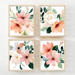 Muurdecoratie met koraalkleurige perzikbloemen: Set van 4 bloemige wanddecoraties voor de slaapkamer - ingelijst, op canvas of als kunstprint WC