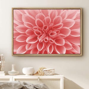 コーラルダリアフラワーアート：花柄の保育園用壁飾りセット（1点） - 額入り、キャンバス、またはアートプリント