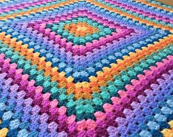 Crochet Blanket / Granny Square Blanket / Retro Blanket / Afghan Blanket / Handmade Blanket / Lap Blanket / Cosy Blanket / Crocheted Blanket