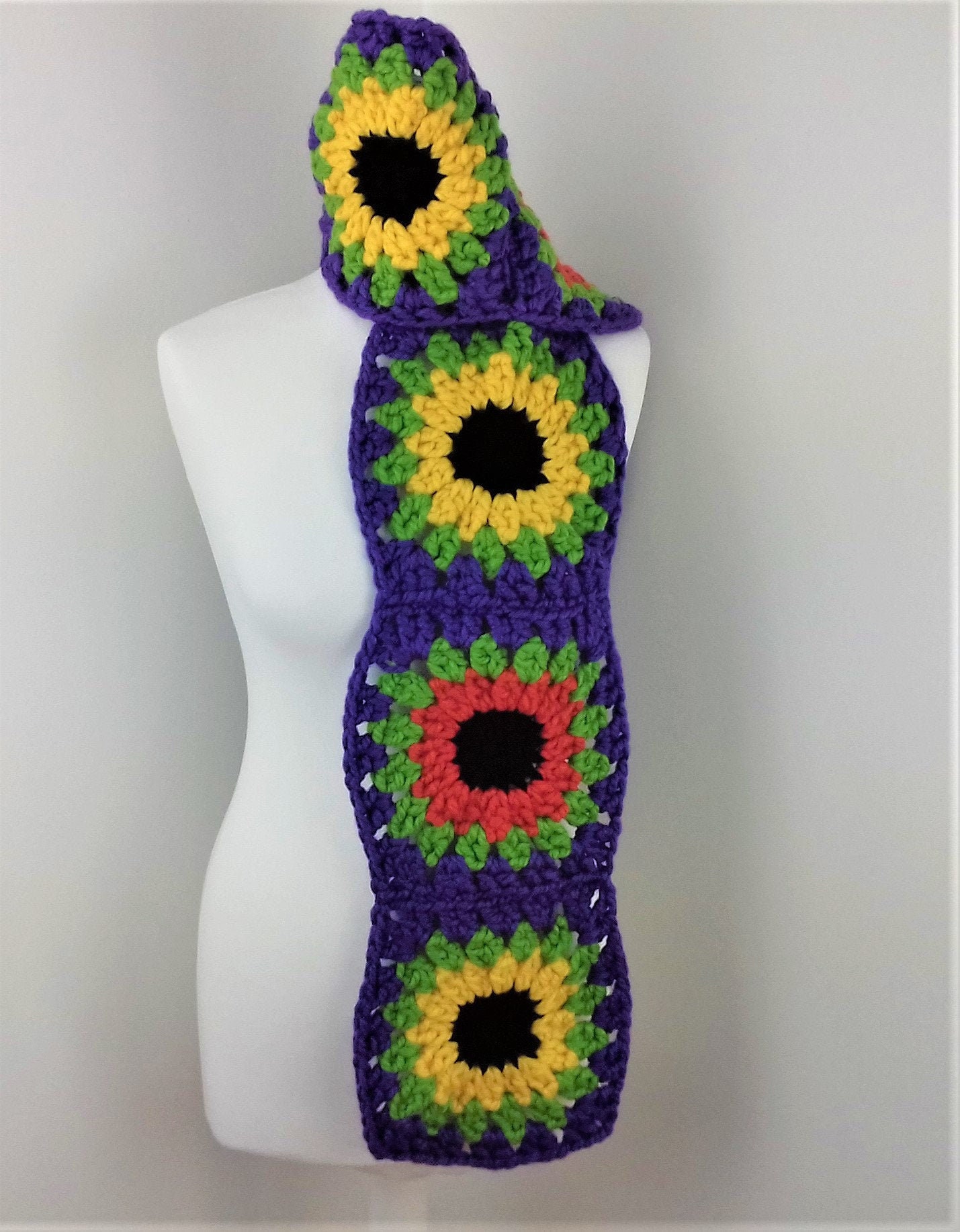 crochet sunflower scarf