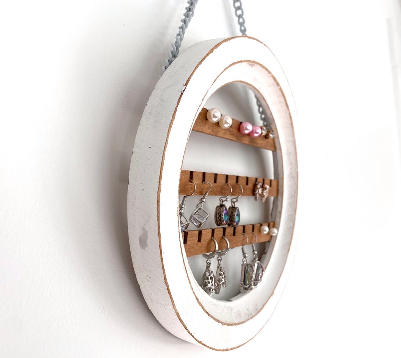 Small Round Earring Holder, Vintage Jewelry Rack, Wall Hanging Jewelry