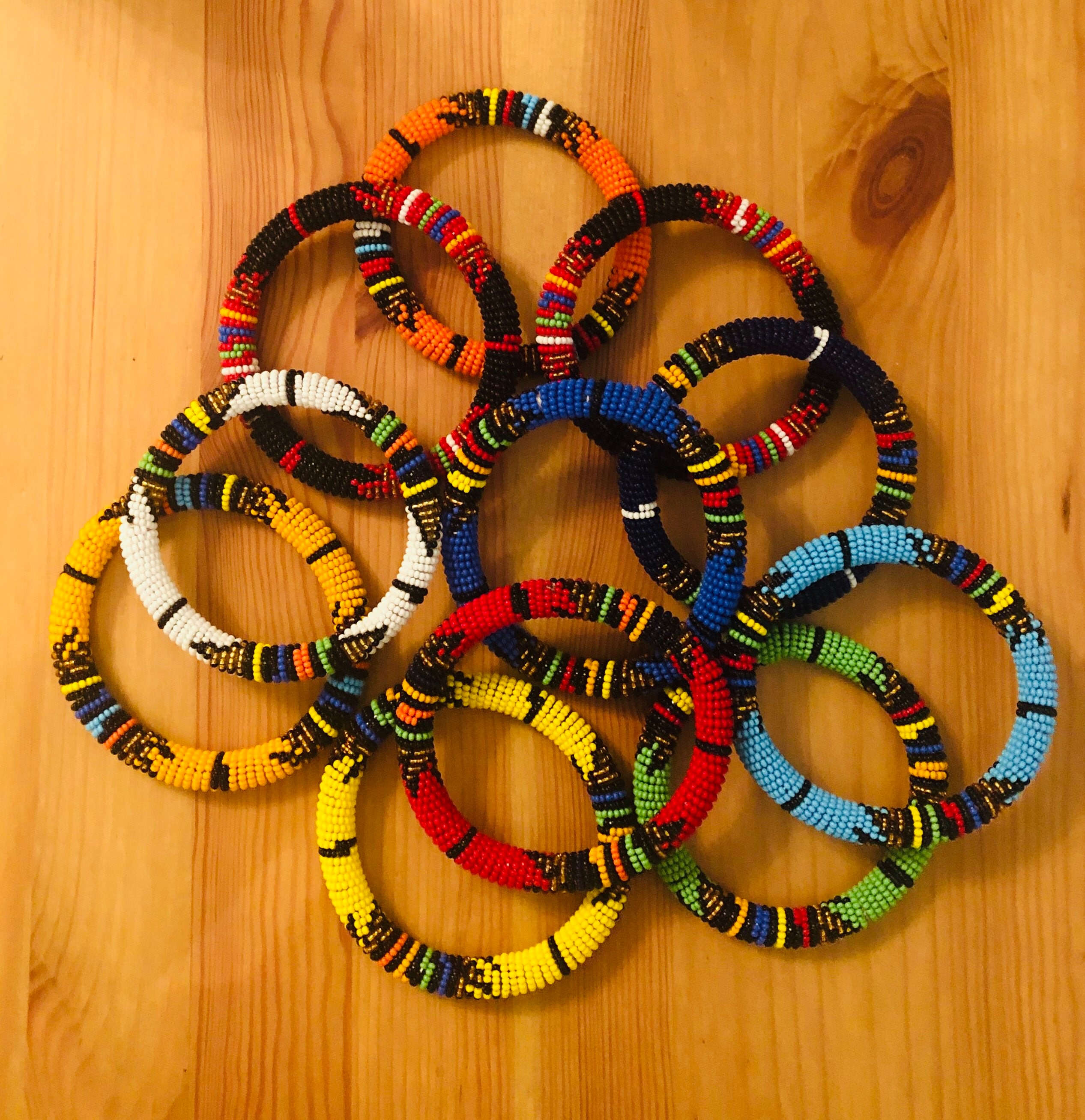 African Zulu Bracelets , Colorful Beaded Bracelets, African Beaded  Bracelets, Bulk Bracelets, 30pcs Bracelets. 