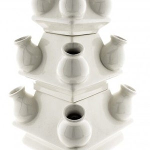 Delft white tulip vase three-piece pyramid style, tulipiere image 3