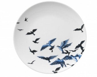 Wall plate with Delft blue birds in flight