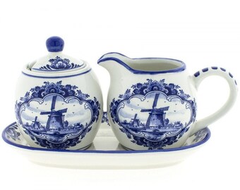 Crémier et sucrier avec soucoupe, service à thé en porcelaine bleue de Delft