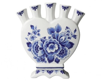 Heart shaped tulip vase, Delft blue porcelain with several spouts