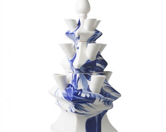 Stunning tulip vase, Delft blue 3-tier