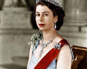 Queen Elizabeth II Portrait 13 x 19" Photo Print