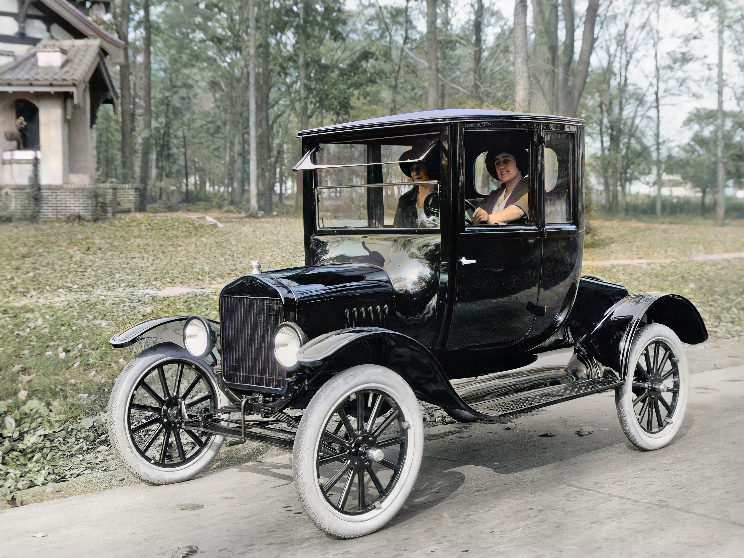 Voiture déco Ford T verte - En bois - Un cadeau pour un petit d'homme