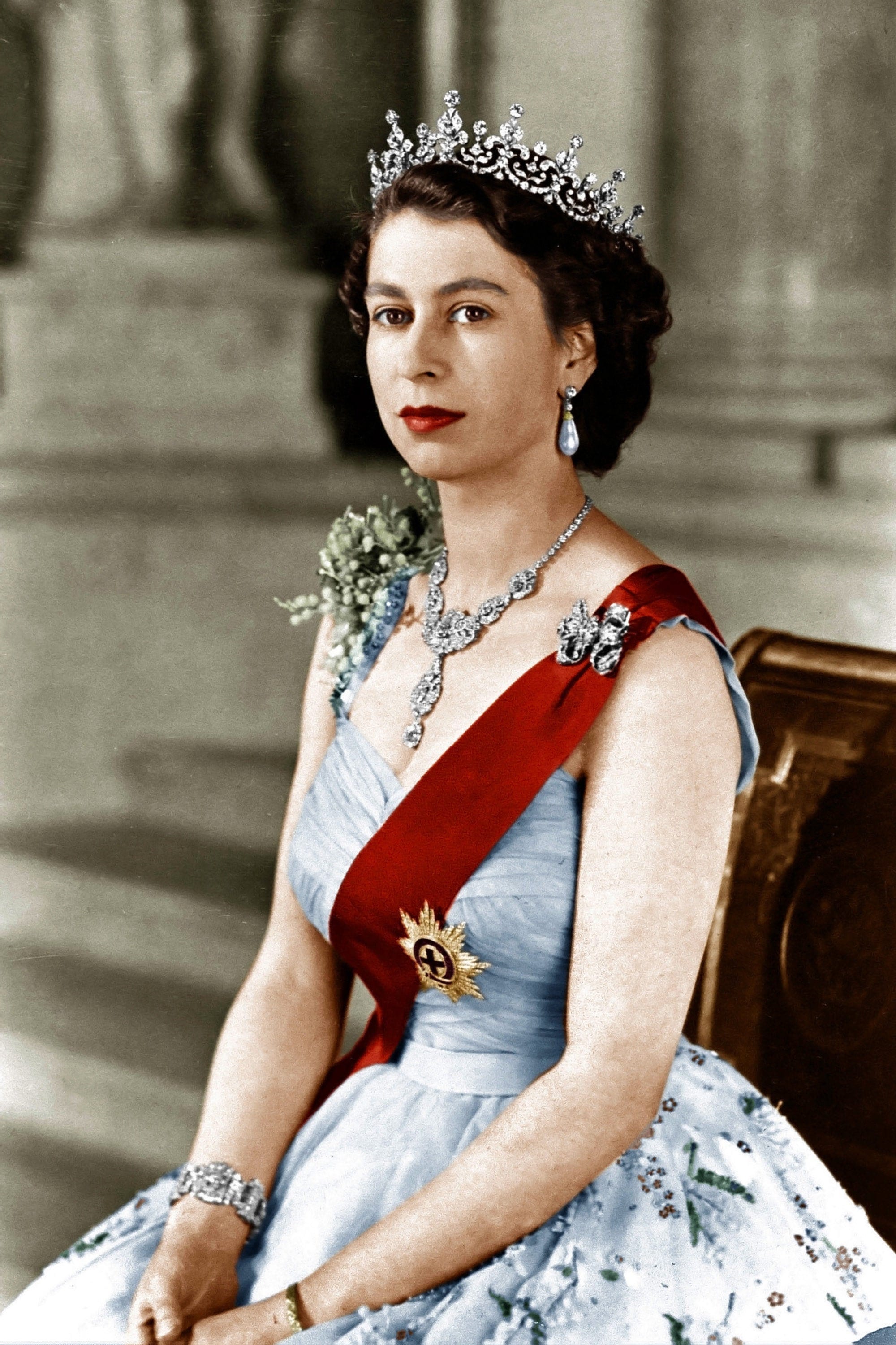 Discover Queen Elizabeth II – In Loving Memory 1926-2022 United Kingdom - Queen Elizabeth Poster