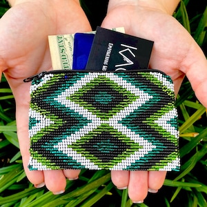 Monedero de monedas con cuentas verdes, bolsa de cremallera de cuentas de semillas hecha a mano, monedero de cambio, billetera minimalista, titular de la tarjeta de crédito, relleno de medias, regalos verdes