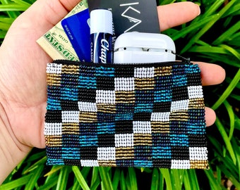 Blue Checkered Beaded Zipper Pouch, Handmade Coin Purse, Small Minimalist Wallet, Change Purse, Card Holder, Gift for Her, Stocking Stuffers