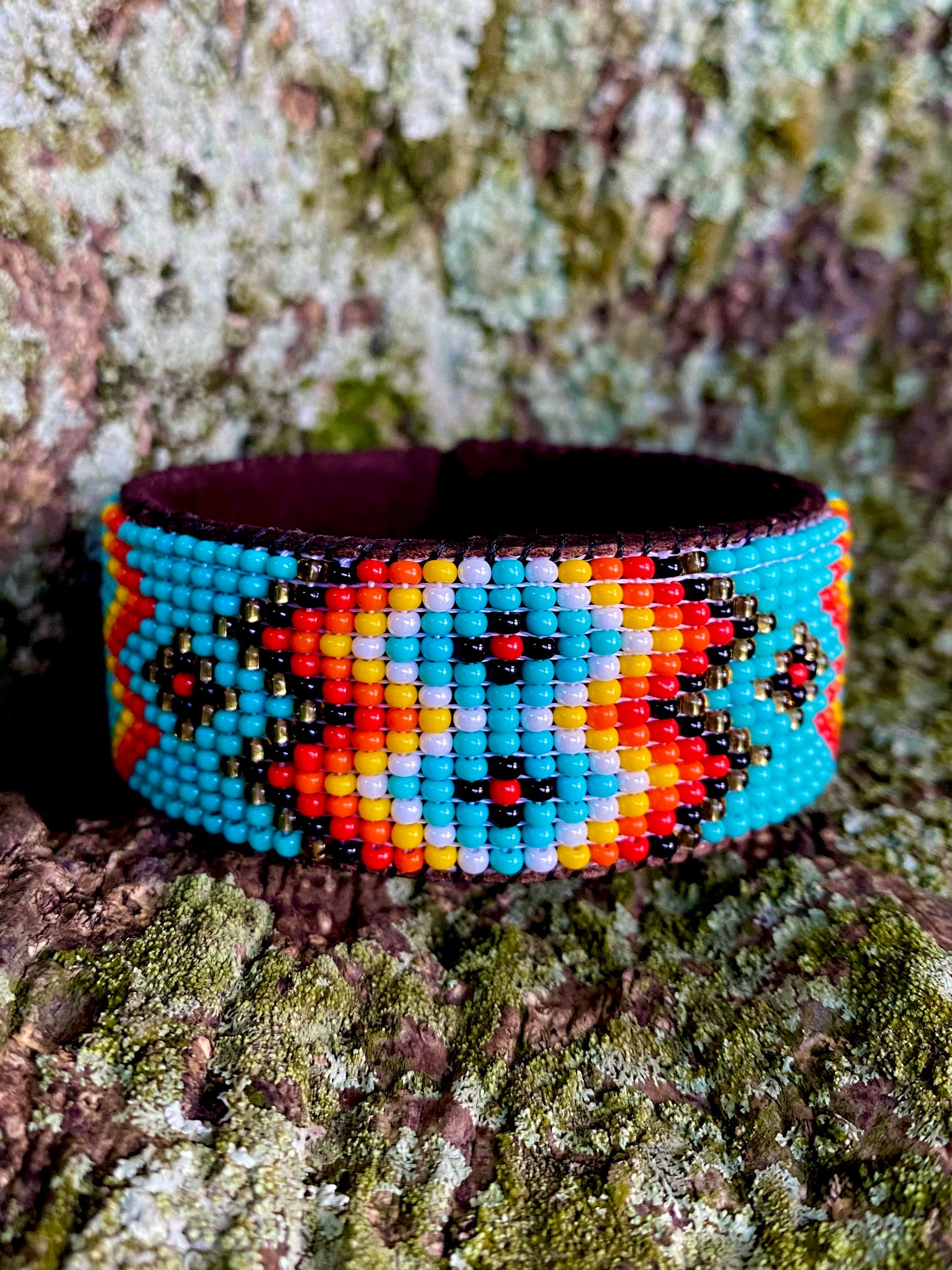 Bracelet De Flanc Western En Cuir Noir – Motifs Navajo – Neuf