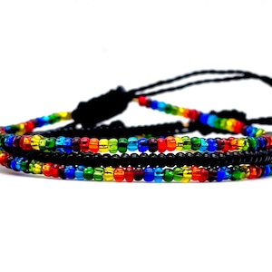 Bracciale con perline arcobaleno, bracciali con perline, braccialetto del Gay Pride, regali LGBTQ, braccialetto minimalista arcobaleno, bracciali regolabili unisex