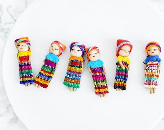 Muñecas de la preocupación guatemaltecas de comercio justo: juego de 6 muñecas mayas hechas a mano para la ansiedad