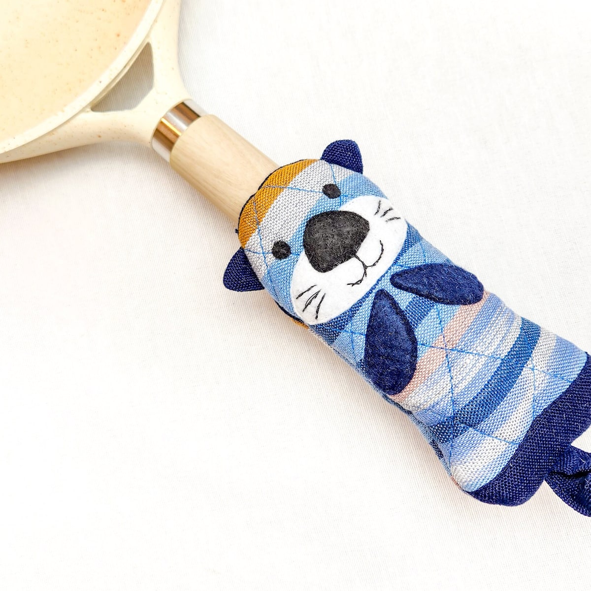 Sea Otter Skillet Pot Handle Holder | Cast Iron Skillet Handle Cover | Pan Handle Sleeve