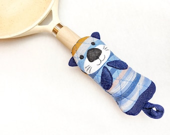 Sea Otter Skillet Pot Handle Holder | Cast Iron Skillet Handle Cover | Pan Handle Sleeve