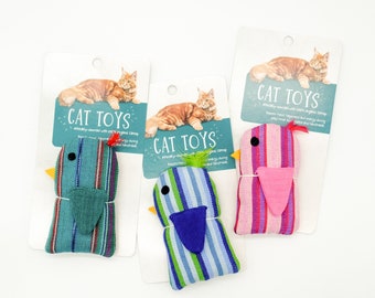 Organic Catnip Bird | Bird-Shaped Cat Toy for Your Beloved Feline