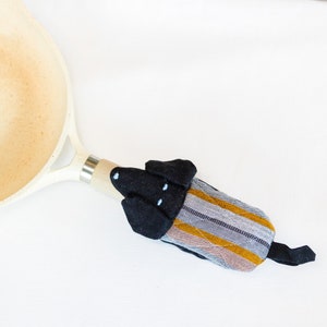 Dog Skillet Pot Handle Holder | Hand Sewn Cover, Kitchen Burn Protection, Cast Iron Skillet Handle Cover | Pan Handle Sleeve