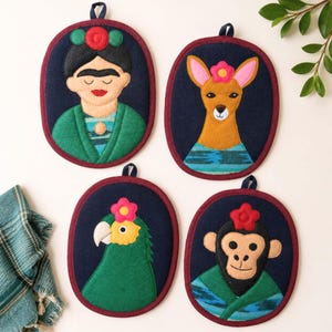 Frida Garden Kitchen Collection | Frida Pot Holder