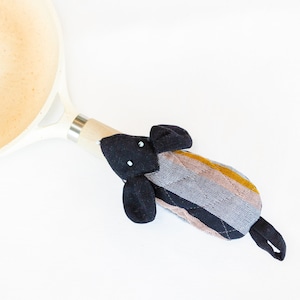 Mouse Skillet Pot Handle Holder | Hand Sewn Cover, Kitchen Burn Protection, Cast Iron Skillet Handle Cover | Pan Handle Sleeve