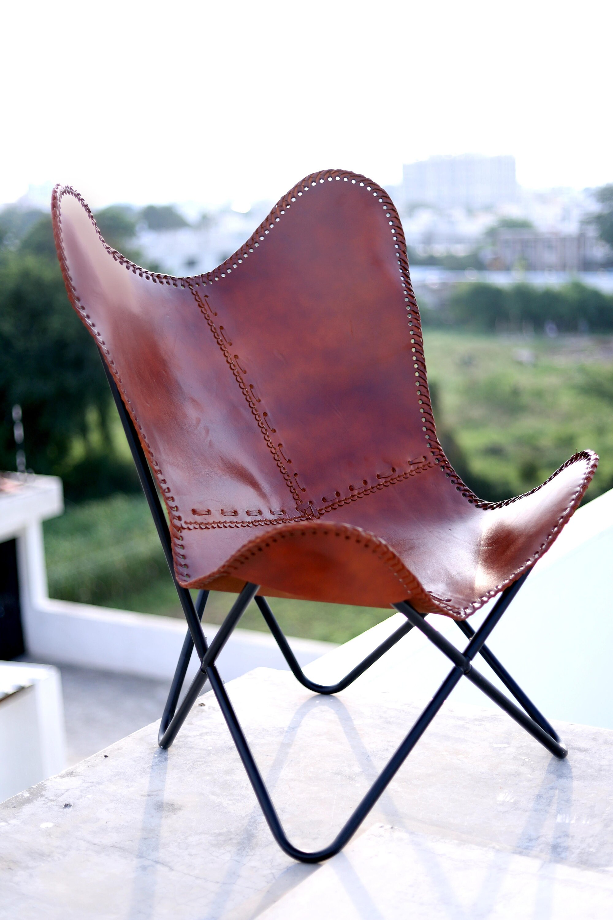chaise Papillon En Cuir