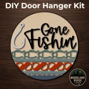 Gone Fishing DIY Door Hanger Kit – Round Unfinished Wood Sign