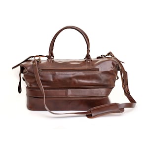 Yorkville Leather Duffel Bag with two compartments and extendible size, Weekender, Overnight bag, Gym bag, Carry On, Genuine Leather Bag