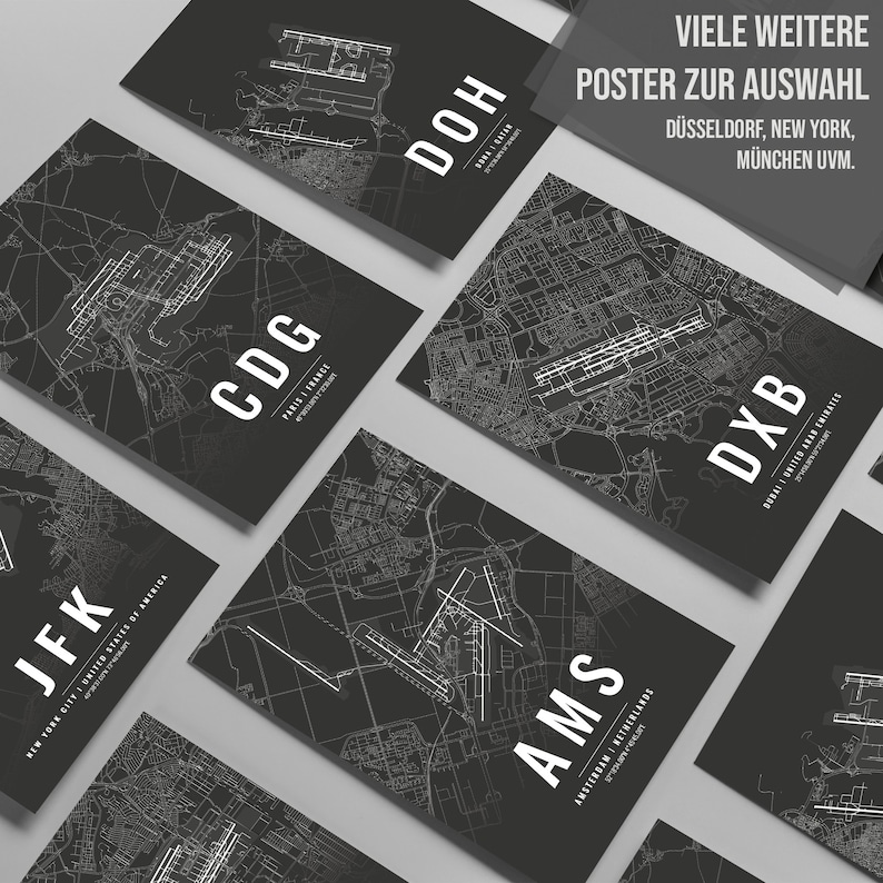 Puede incluir: Un conjunto de cinco mapas de aeropuertos en blanco y negro con los c&oacute;digos de aeropuerto JFK, CDG, DOH, AMS y DXB. El texto "VIELE WEITERE POSTER ZUR AUSWAHL D&Uuml;SSELDORF, NEW YORK, M&Uuml;NCHEN UVM." est&aacute; en la parte superior de la imagen.