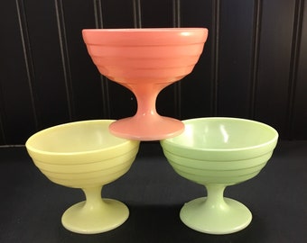 Moderntone Platonite Sherbet Dishes