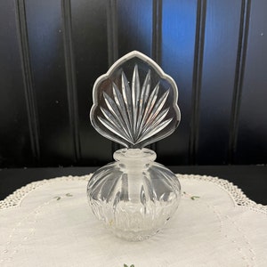 Princess House Royal Highlights Crystal Perfume Bottle