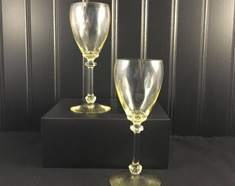 Pair of Heisey Old Dominion Stemmed Wine Glasses in Sahara Yellow