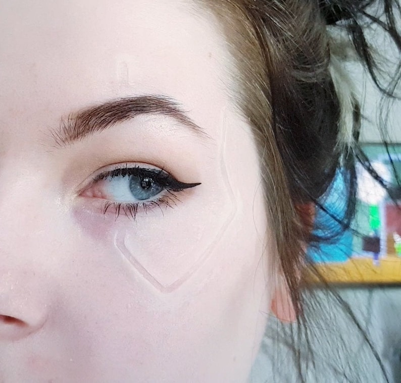 Cyberpunk Surface Wiring Face 2077 Encapsulated Silicone Prosthetic
Buy Encapsulated Silicone prosthetics, suitable for beginners or professionals. High quality and realistic results.