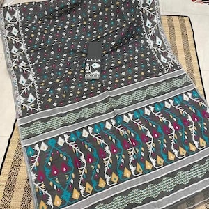 Floral Jamdani Saree: Soft Dhakai Handloom Saree
