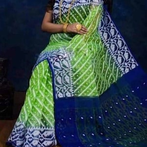Soft Jamdani Saree Comes With Rich Texture And Work All Over The Saree. Karat Dhakai Jamdani Saree. Authentic Soft Pure Cotton Jamdani Saree