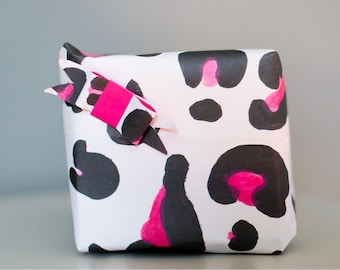 Pink, black and white leopard print wrapping paper A2 sheets