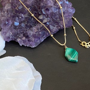 Crystal necklace, Natural Malachite pendant, gemstone necklace, gifts for her, Minimalist Jewelry