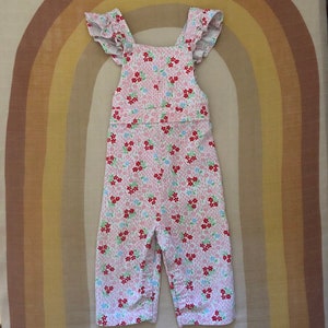 Children&#39;s Vintage Floral Print Corduroy Ruffle Overalls Size 24 Months
