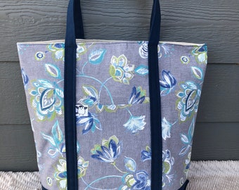 Blue and great flowered Canvas Tote