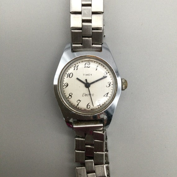 Vtg Timex Electric Watch Women 19mm Silver Tone C… - image 9